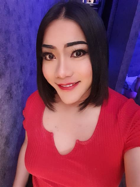 Pinky Ladyboy, Thai Transsexual escort in Abu Dhabi