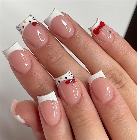 Pin by FOTOFAIRY🧚🏾‍♀️ on . NAILFIESS . | Hello kitty nails, Short ...