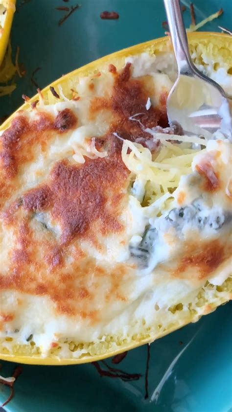 Spaghetti squash boats stuffed with cream cheese and spinach – Artofit