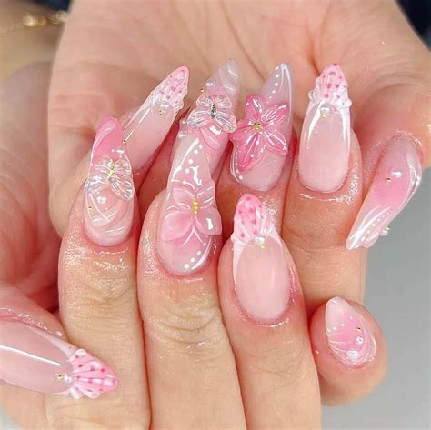 Charming Floral Nail Creations, 3D Nails, Glitter Nails, Fantasy Nails ...