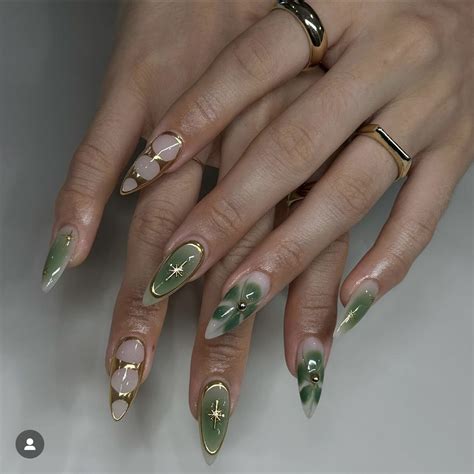 Pin by Women Aesthetics on A | Green nails, Gel nails, Nail designs