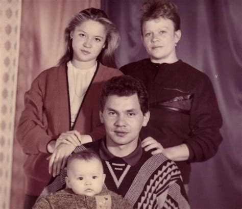 сколько детей у шойгу и чем они занимаются
