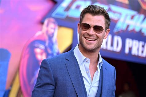 Chris Hemsworth talks naked butt scene in 'Thor: Love and Thunder ...