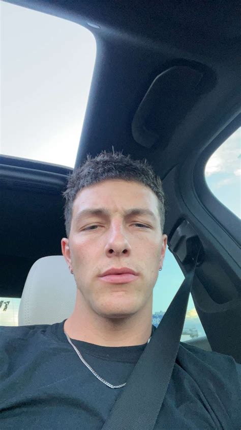 Picture of Tayler Holder in General Pictures - tayler-holder-1681059982.jpg | Teen Idols 4 You