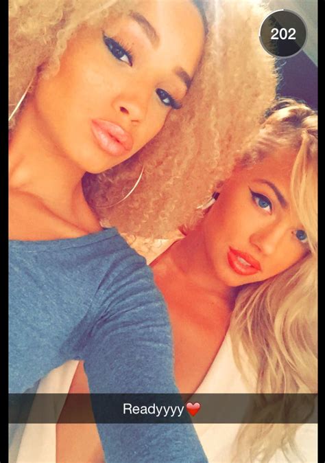 @tazsangel_ab @ashleymartelle | Tazs angels, Abs, Femme