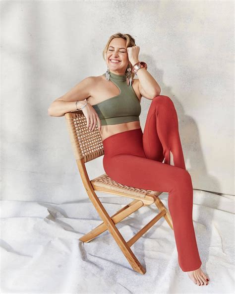 Kate Hudson - FeetForum