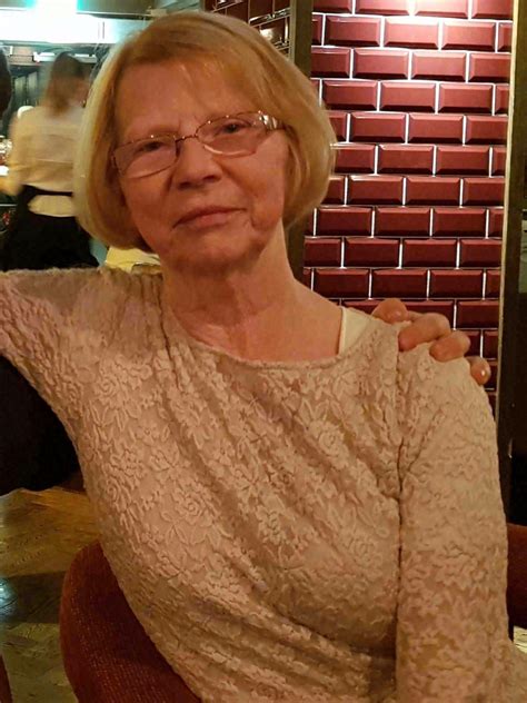 Death Notice of Anna Hunt (née McCormac) (Santry, Dublin) | rip.ie