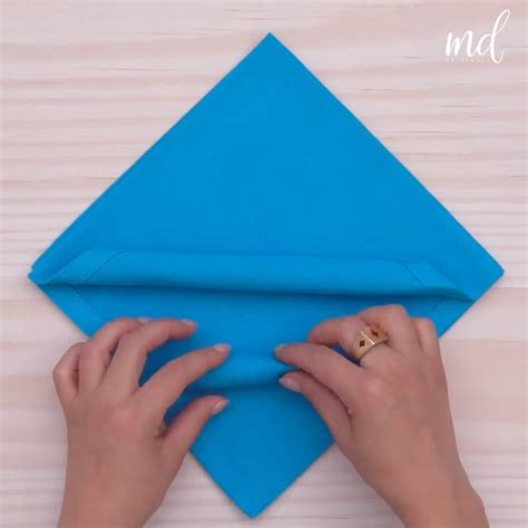 Easy napkin folding ideas for your holiday table – Artofit