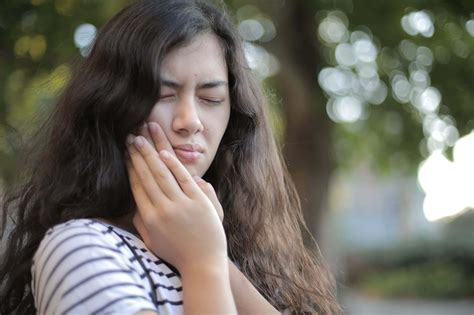 5 TMJ Pain Relief Exercises | Cawley Physical Therapy