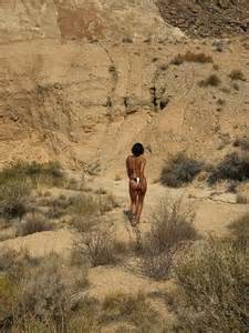 Halle Berry Shows Off Her Toned Backside in Cheeky Bikini Photos ...