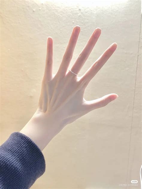 Long Fingers Hands Beautiful, Pretty Hands, Skinny Inspiration, Body Inspiration, Perfect Skin ...