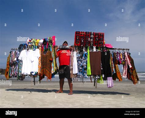 Man thong beach hi-res stock photography and images - Alamy