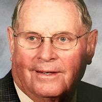 W. Dean Hanson | Obituaries | hastingstribune.com
