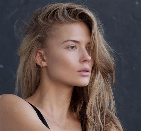 Info - Daria Mashanova