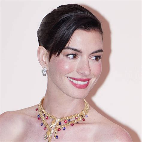 Anne Hathaway Deas Sie Altert Kaum: Hat Anne Hathaway Etwa Ein