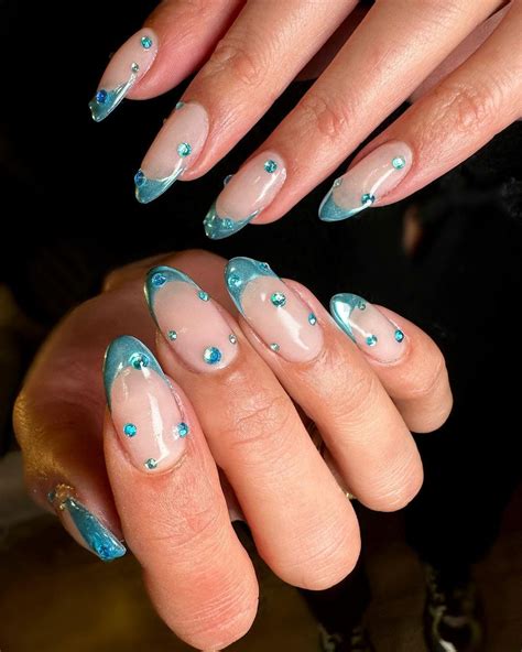 Mermaid Nails Are the Coolest Summer Manicure Trend | Glamour