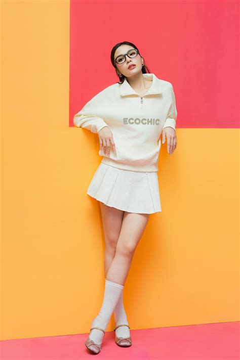 Free+Cafe+Naked+Women Photos, Download The BEST Free Free+Cafe+Naked+Women Stock Photos & HD Images