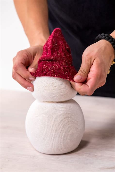 How to make a tube sock snowman craft – Artofit