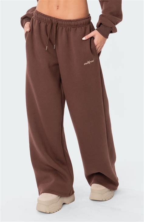 EDIKTED Brenna Low Rise Wide Leg Sweatpants | Nordstrom | Klær, Antrekk ...
