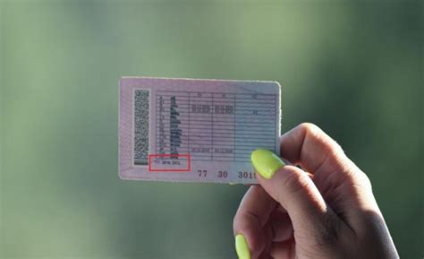 Что означают особые отметки в новых водительских правах: AT, MS, AS, ML ...