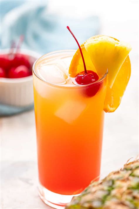 Malibu Sunset - Easy Fruity Cocktail! - Julie's Eats & Treats