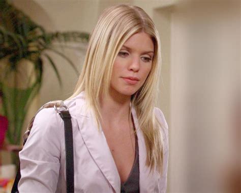 AnnaLynne McCord | OSOBNOSTI.cz