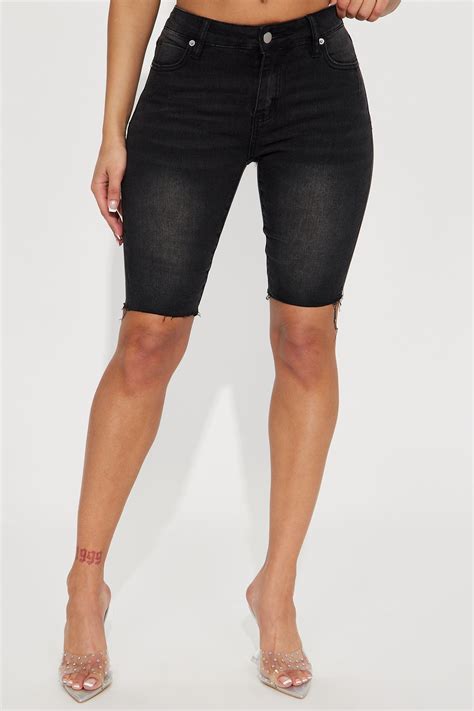 On The Daily Stretch Denim Bermuda Shorts - Black | Fashion Nova
