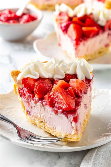 No-Bake Strawberry Cream Pie | Jessica in the Kitchen