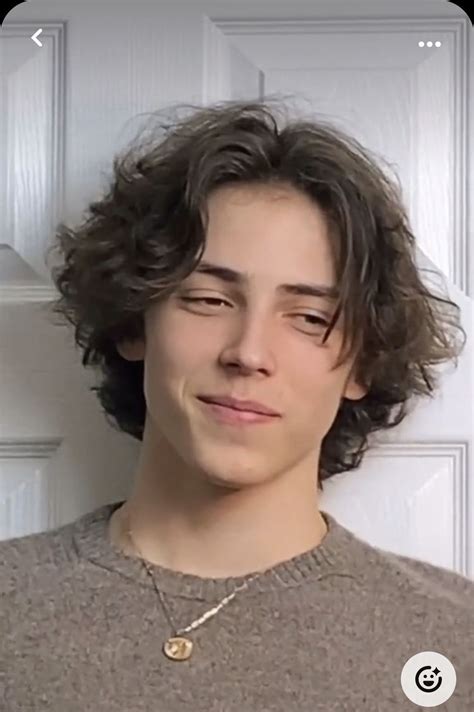 Pin by Yamini M on For stories | Wavy hair men, Medium length hair men ...