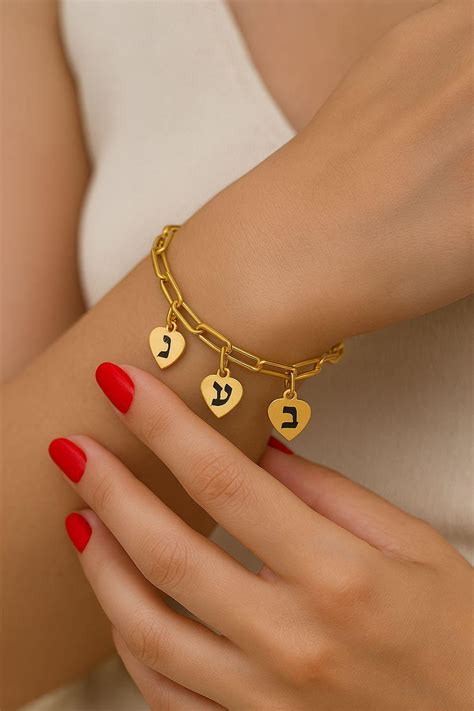Hebrew Mom Bracelet With Kids Names - Laser Engraved Heart Charms ...