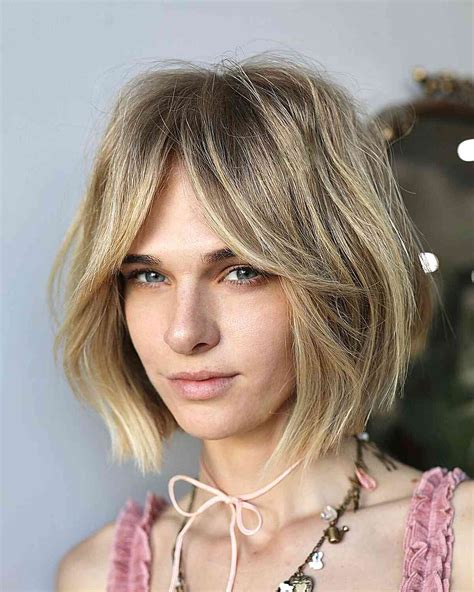 Best Short Haircuts With Bangs