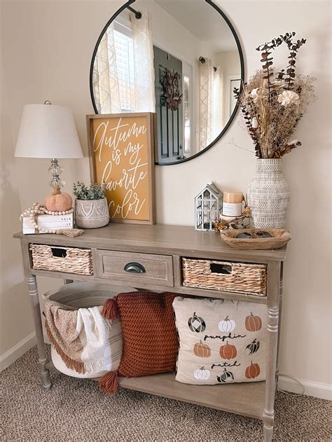 Small Foyer Table Ideas
