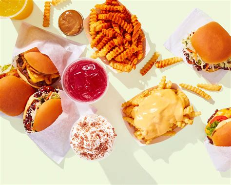 Order Shake Shack Menu Delivery【Menu & Prices】| 2600 Southcenter Mall ...