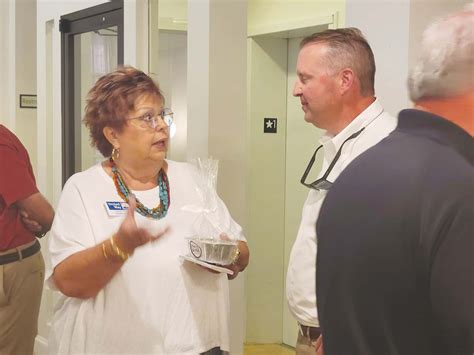 United Way executive director welcomed to new position – Courier Herald ...