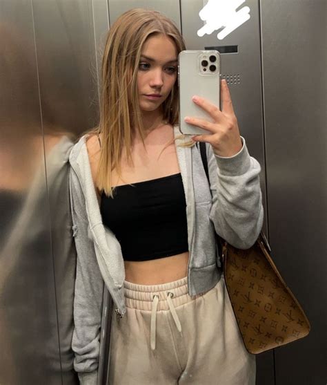 Julia Beautx Bio Age Featurings Real Name Social Medi - vrogue.co