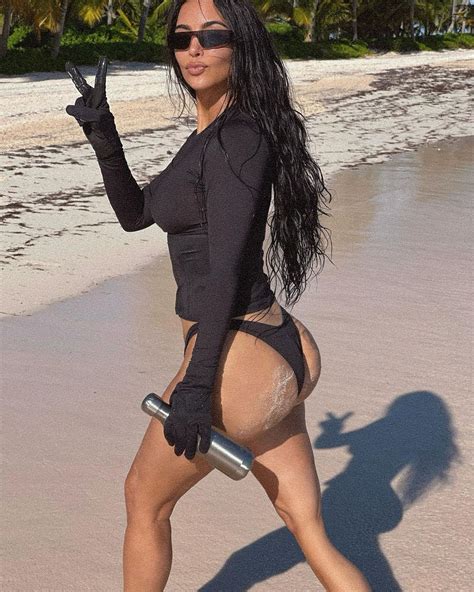 Kim Kardashian DELETES Instagram photo after fans accuse her of ...