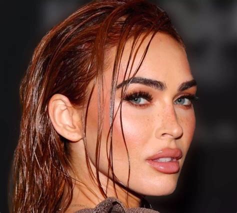 Wet hair look: Our top tips to ace this trend
