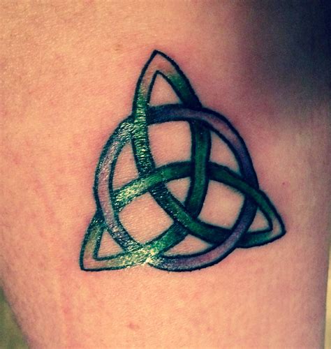 Celtic Trinity Knot Tattoo - Watercolor Tattoo Design