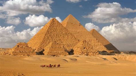 The Ultimate Egyptian Expedition: Cairo's Gateway to the Pyramids