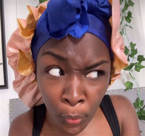 Pin by domxdoll on Tik tok gifs in 2025 | Funny reaction pictures, Cute ...