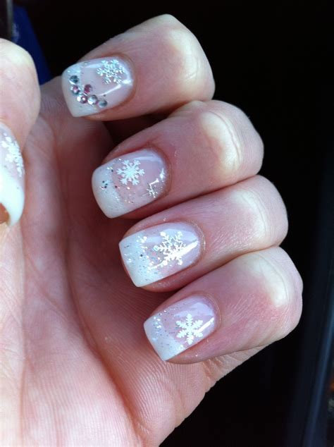 Pin by Keira Barbar on Hair and nails | Winter nails gel, Christmas ...