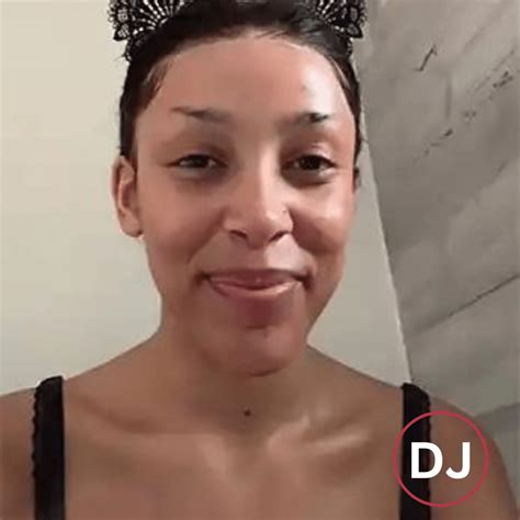 Doja Cat's Without Makeup Look Is Goals: Her No-Makeup Photos