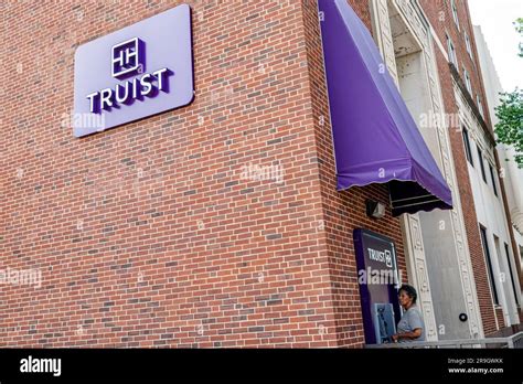 Macon Georgia,Truist Bank sign logo,outside exterior,building buildings ...