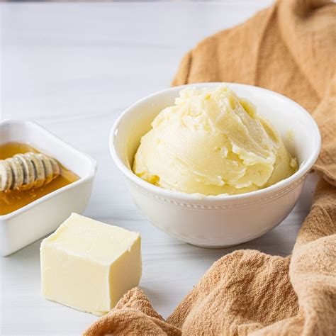 Quick and Easy 8 Can Taco Soup-Easy Dinner Idea Recipe - Feeding Your Fam