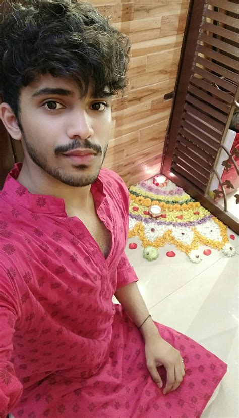 Cute Indian Guys, Indian Teen, Indian Wedding Photography Poses, Girly Photography, Desi Guys ...