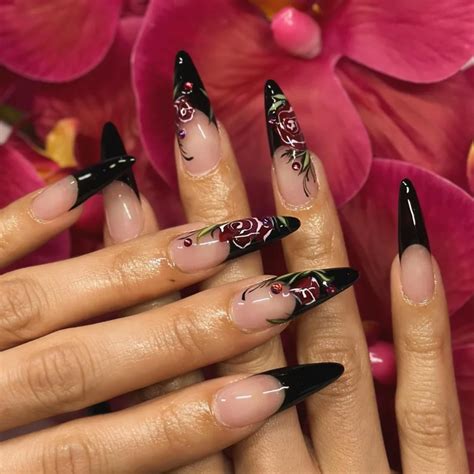 80+ Stunning Black Nail Designs to Try This Season