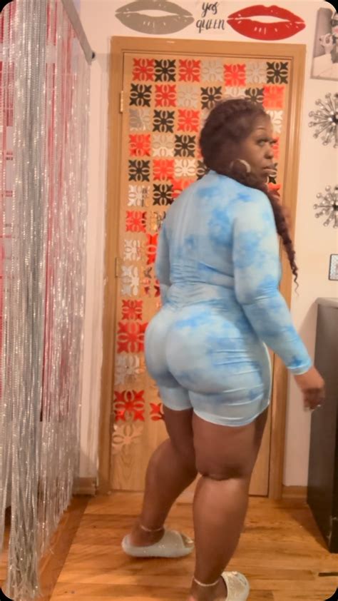 The real Chelesosothickwitit (@_chelesosothickwitit) • Instagram photos and videos