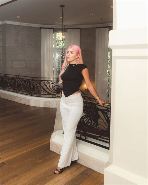 Cassandra Sánchez-Navarro, la actriz mexicana con un futuro brillante ...