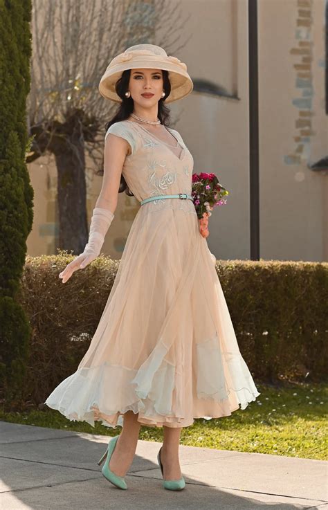 ayla-1920s-style-wedding-dress | Hopeless Romantic Trading