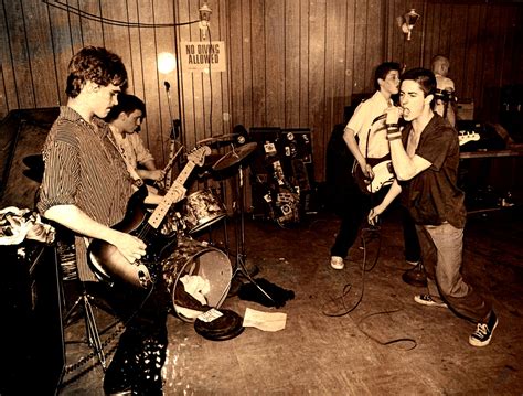 Interview: The Dark: Guitarist Robert Griffin on the ‘80s Cleveland ...